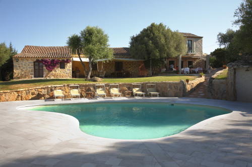 Stazzu Lu Pastriccialeddu Cumunu d’ Alzachena B&B Stazzu Lu Pastriccialeddu. La casa manna cun un ala a mezzodì