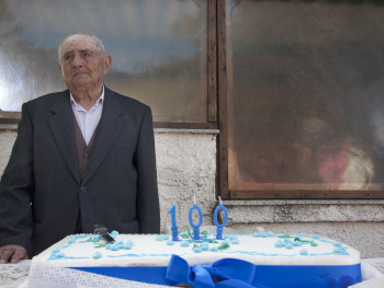 100Località Campu Rutundu - Comune di Tempio Pausania  Chiesa di Campu Rutundu, centenario nel giorno del suo compleanno