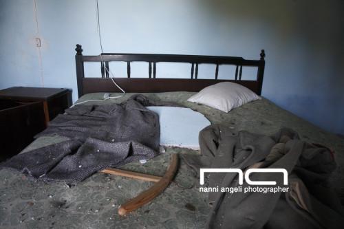 The roof on the bed, a pillow